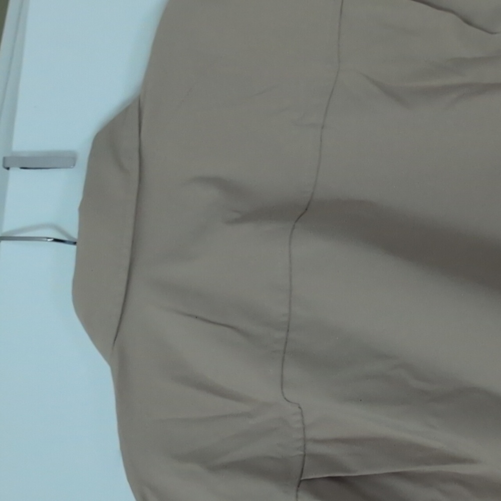 Athleta Mid-day Ultra Cropped Beige Button-Front Shirt Jacket - Picture 11 of 12